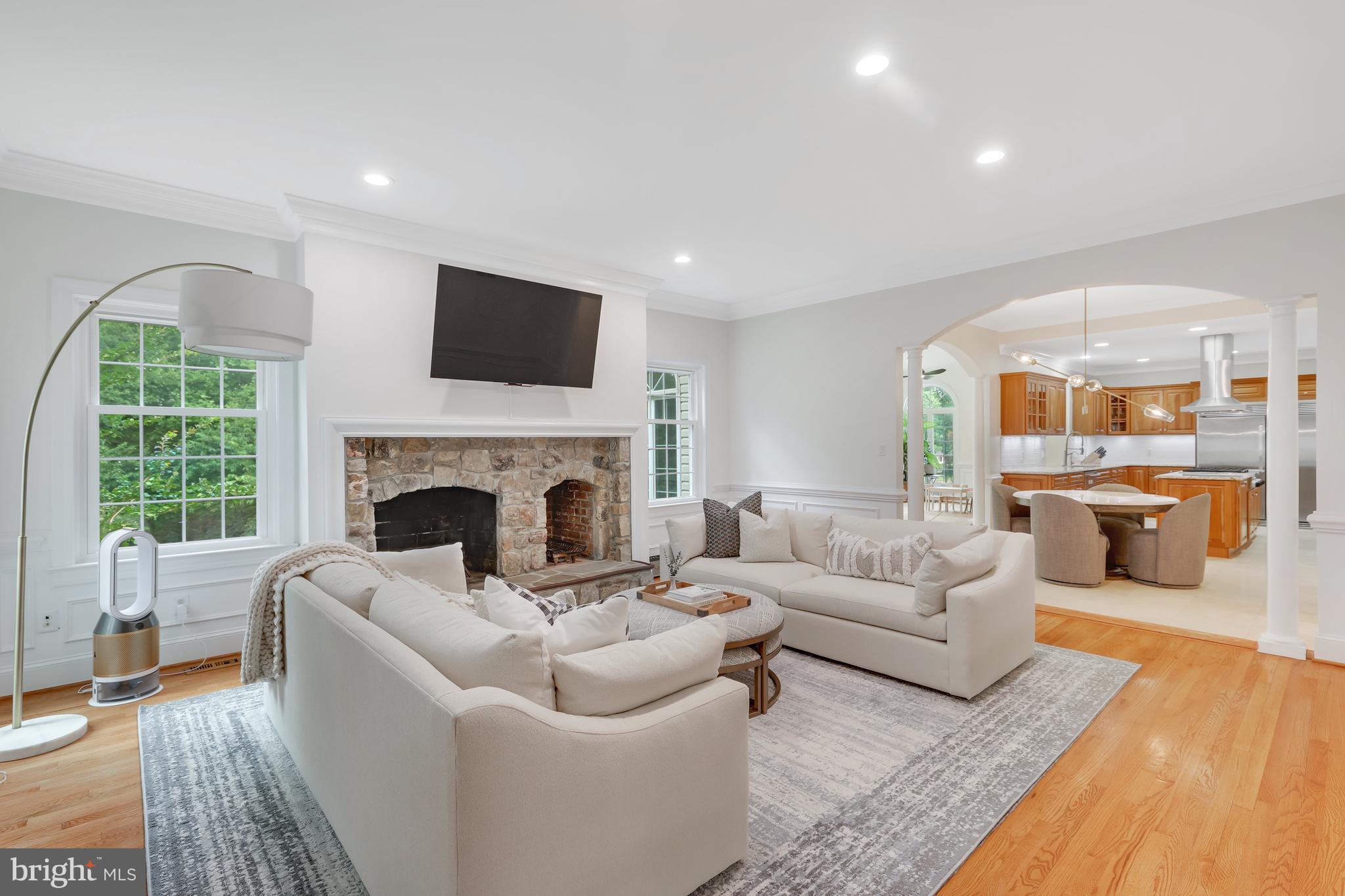 11602 ROLLING MEADOW DRIVE