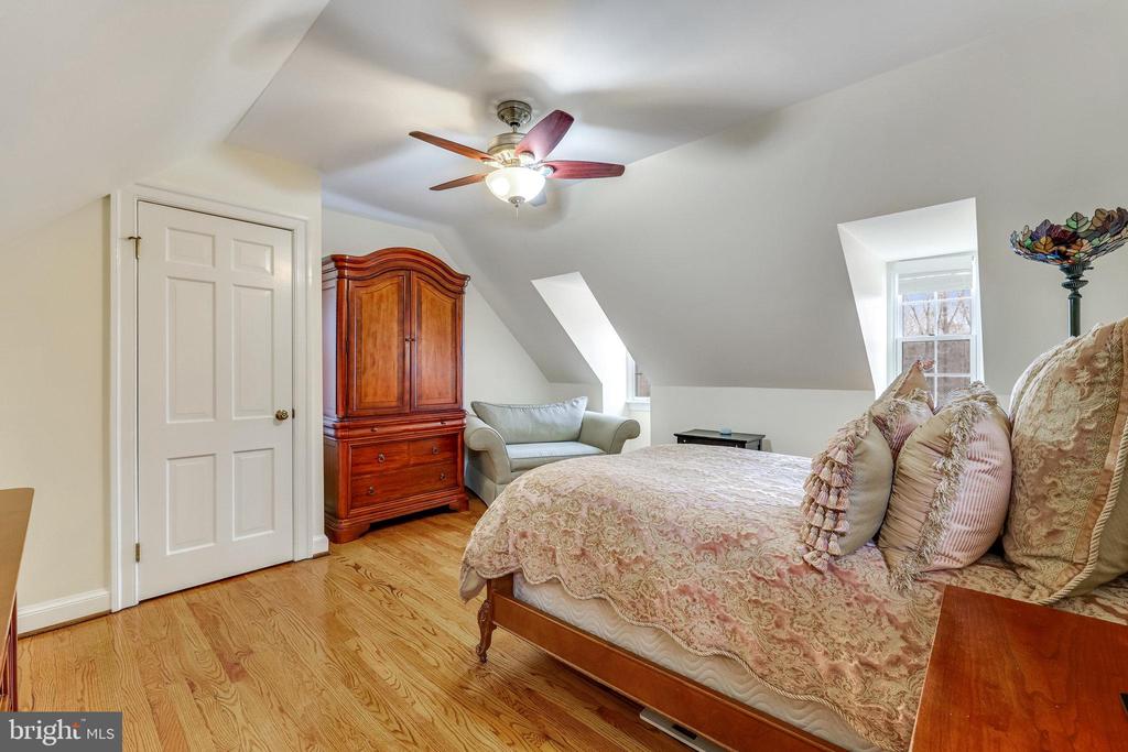 12101 BEAVER CREEK ROAD