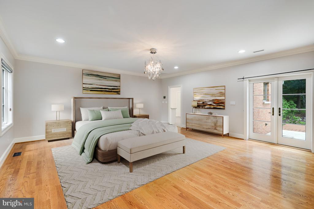 11304 SENECA CIRCLE
