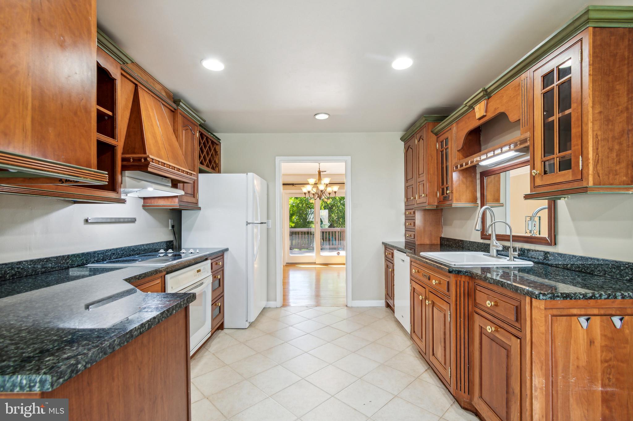 8005 BIRNAM WOOD DRIVE