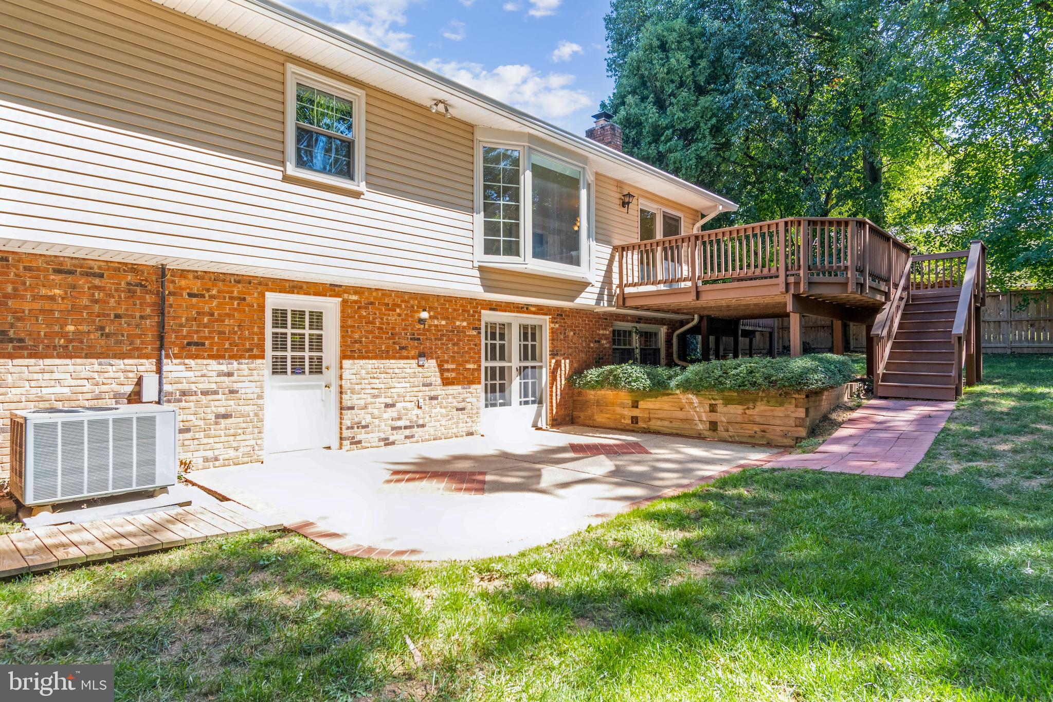 8005 BIRNAM WOOD DRIVE