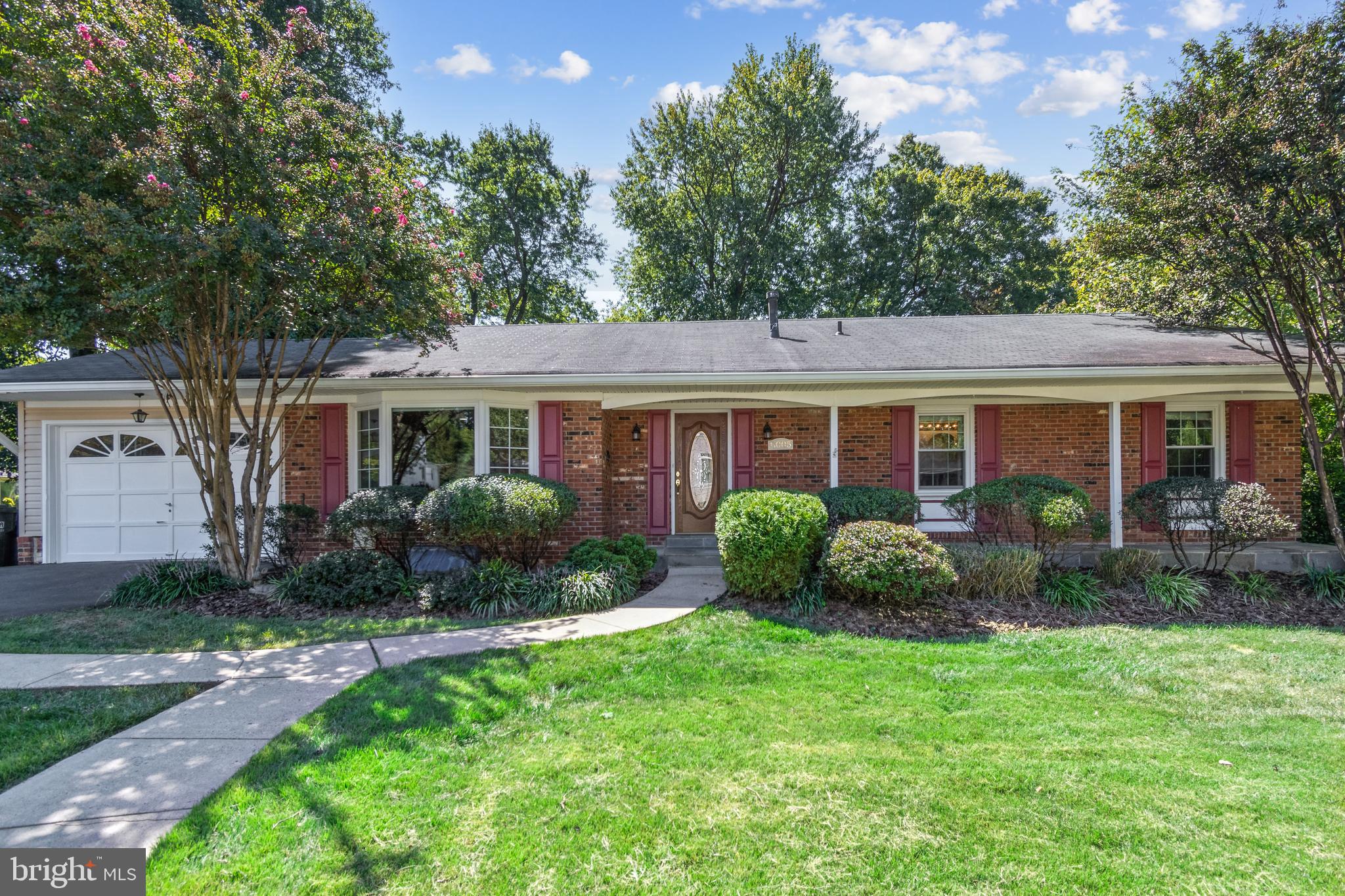 8005 BIRNAM WOOD DRIVE