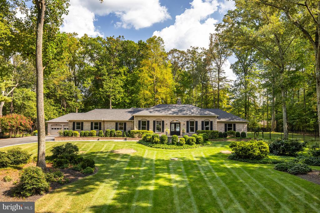 411 SPRINGVALE ROAD