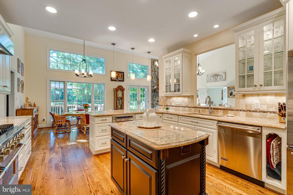 10107 NEDRA DRIVE