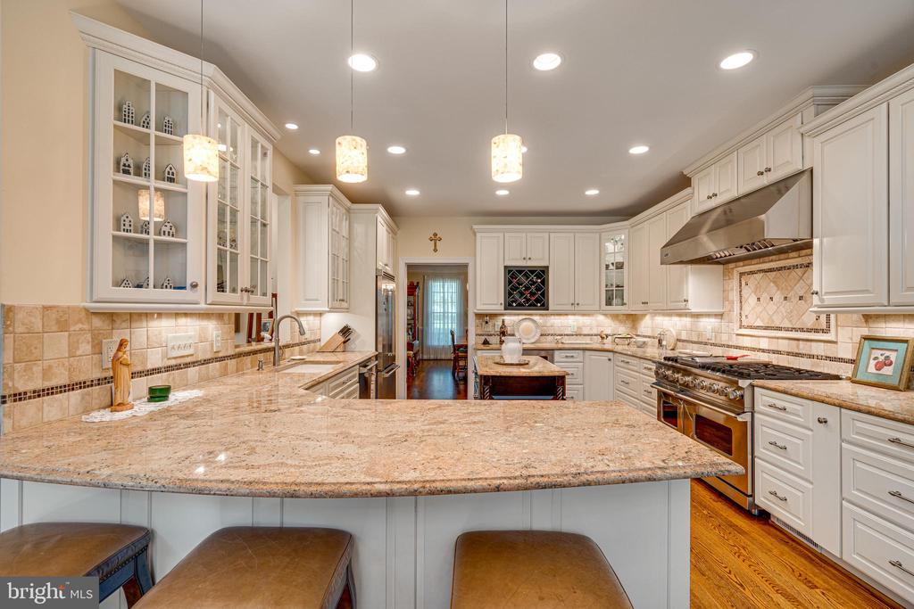 10107 NEDRA DRIVE