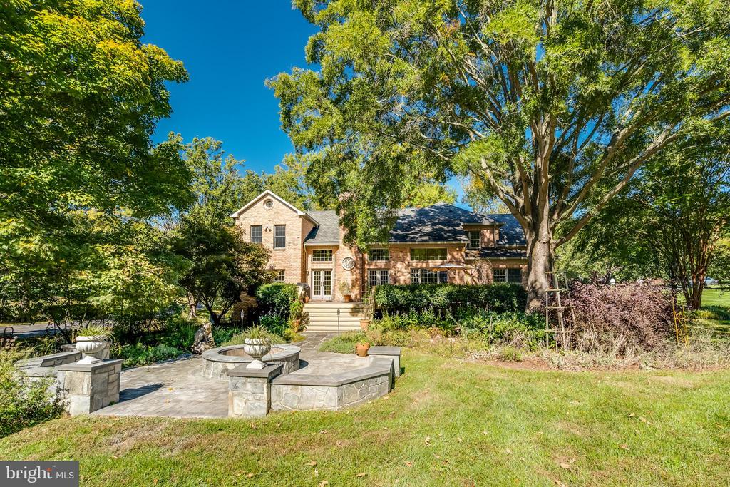 10107 NEDRA DRIVE