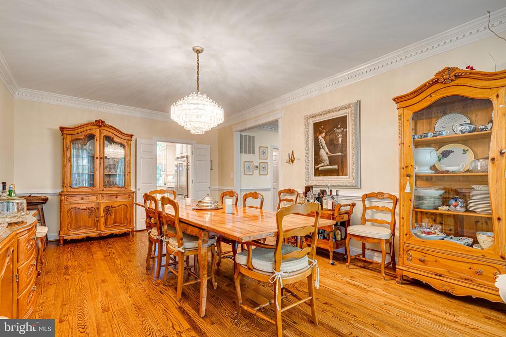10107 NEDRA DRIVE