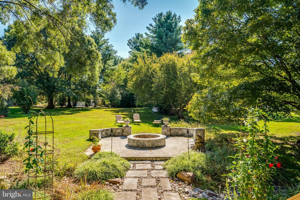 10107 NEDRA DRIVE