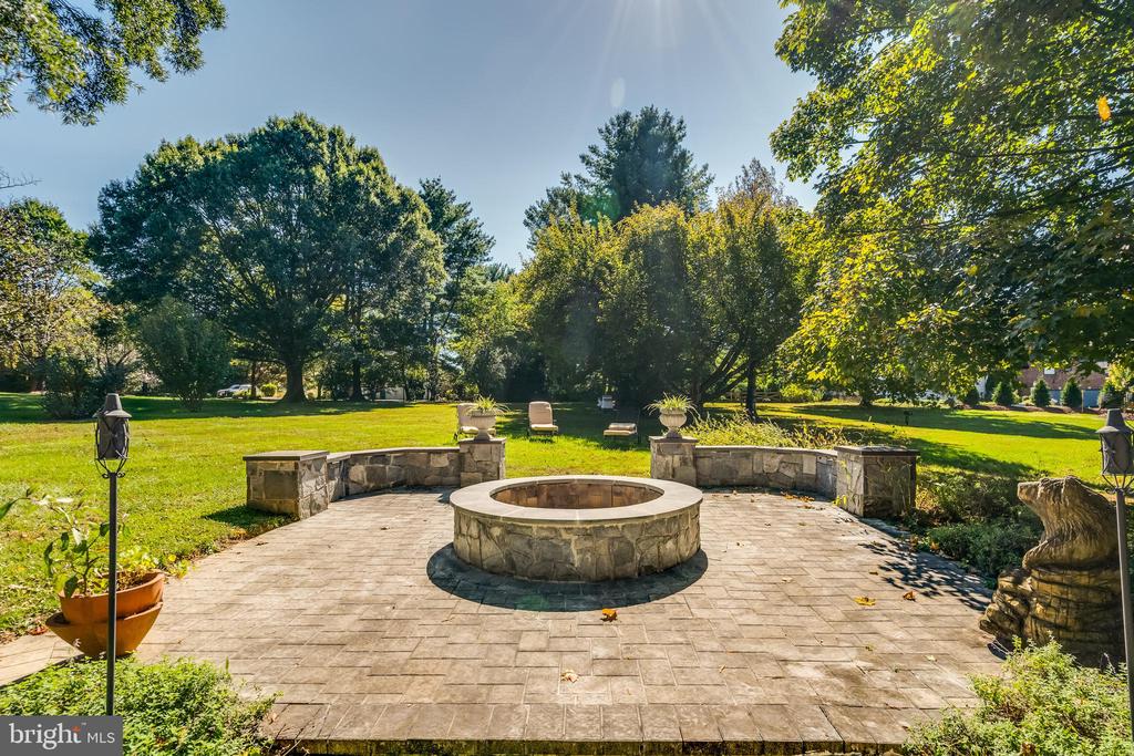 10107 NEDRA DRIVE