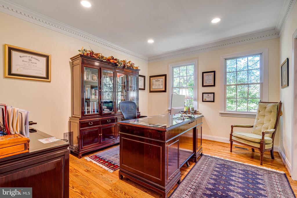 10107 NEDRA DRIVE