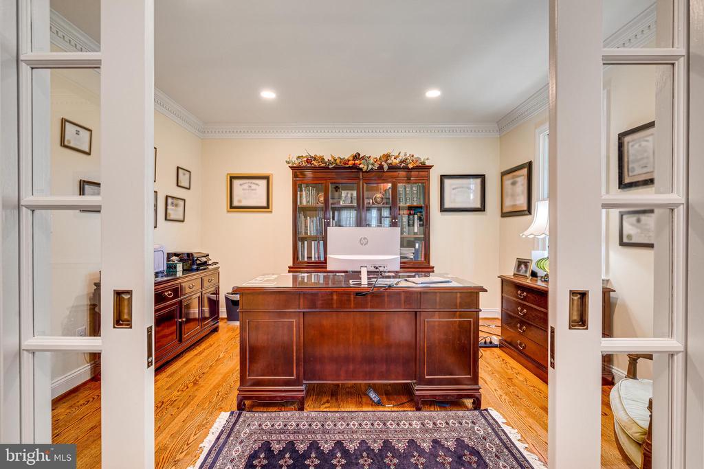 10107 NEDRA DRIVE