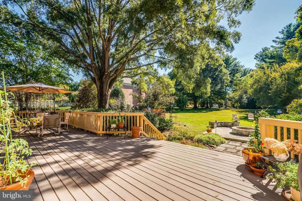10107 NEDRA DRIVE