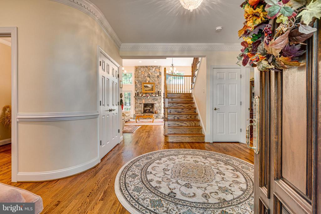 10107 NEDRA DRIVE