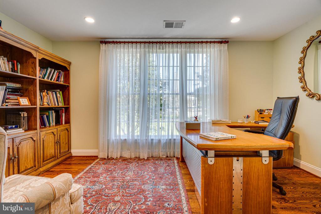 10107 NEDRA DRIVE