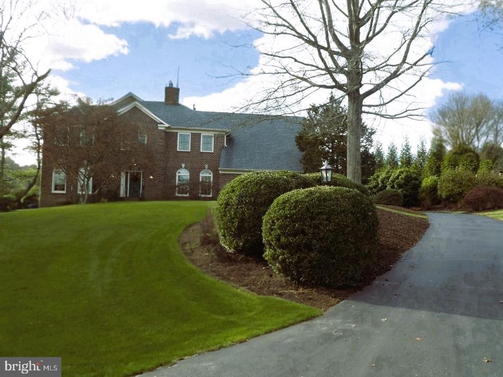 399 PATOWMACK COURT