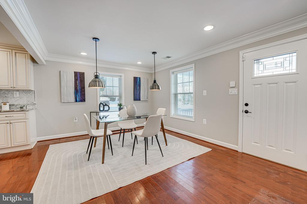 6449 SECOND STREET