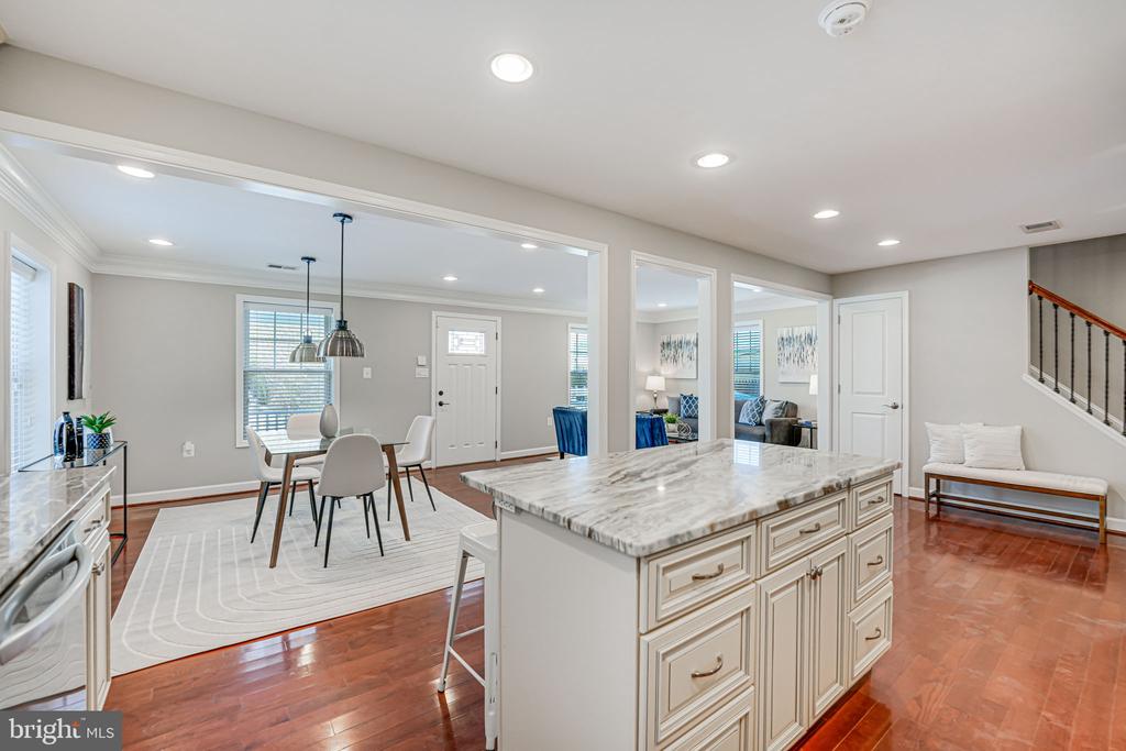 6449 SECOND STREET