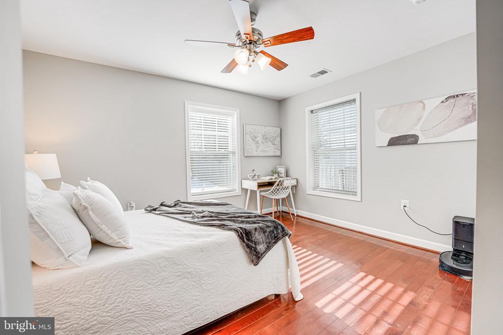 6449 SECOND STREET