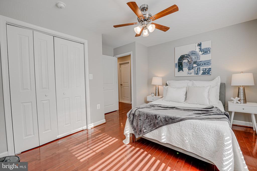 6449 SECOND STREET