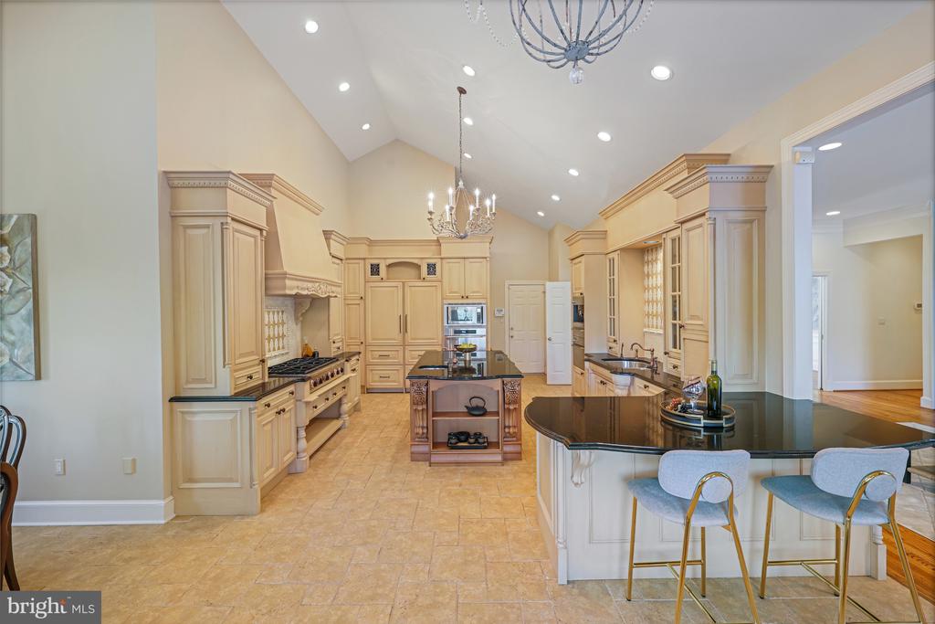 938 DOUGLASS DRIVE