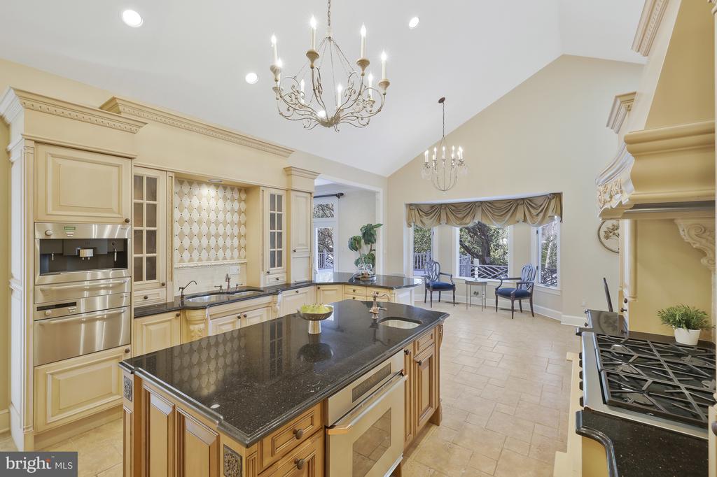 938 DOUGLASS DRIVE