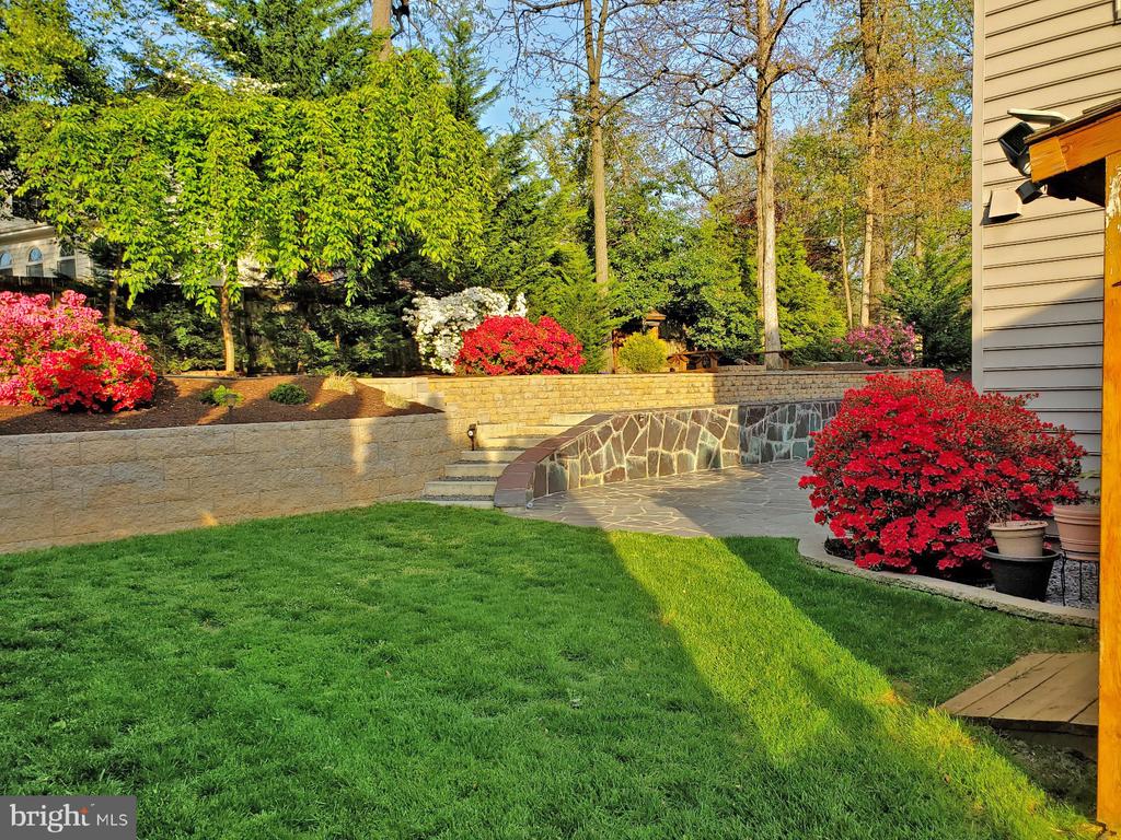3719 KRYSIA COURT