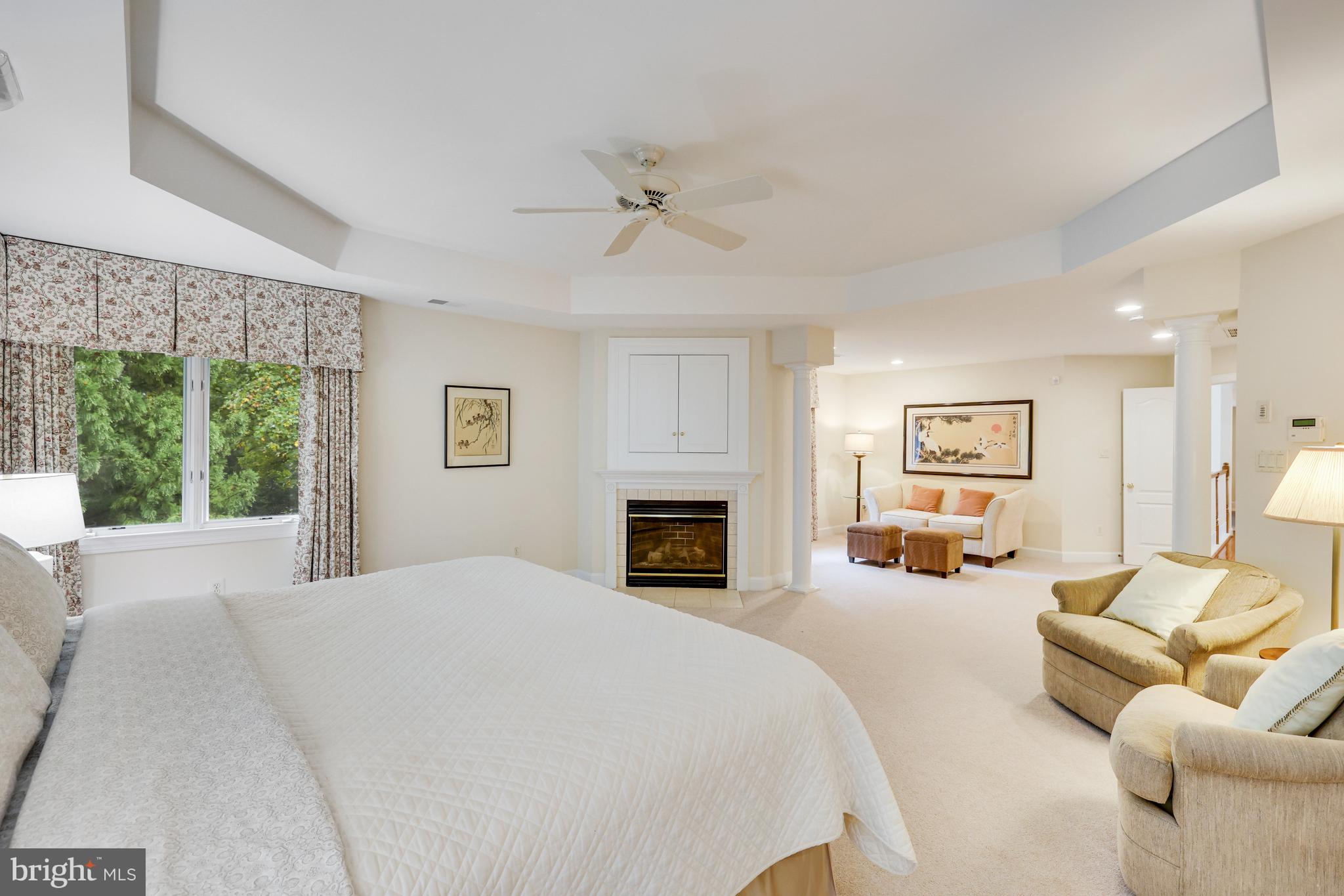 912 CENTRILLION DRIVE