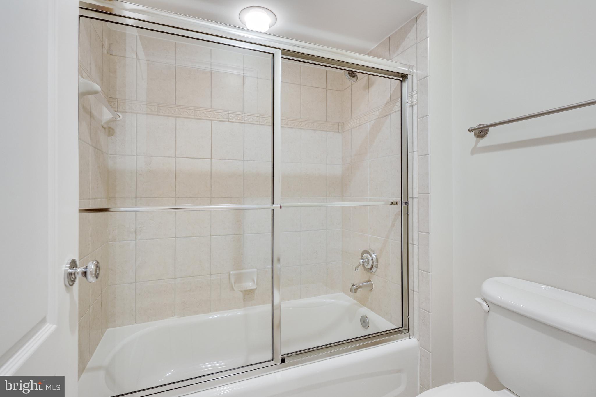 912 CENTRILLION DRIVE