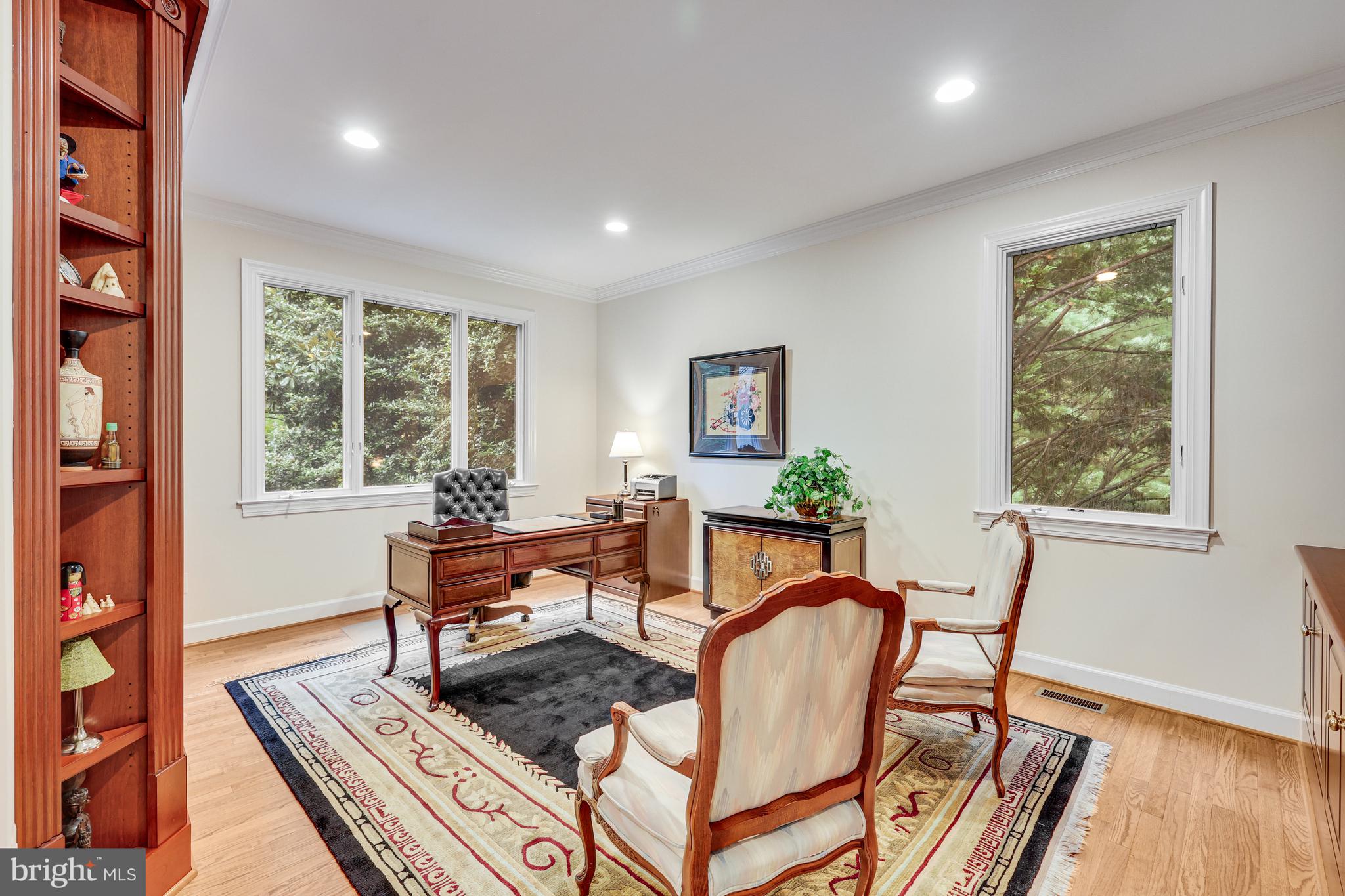 912 CENTRILLION DRIVE