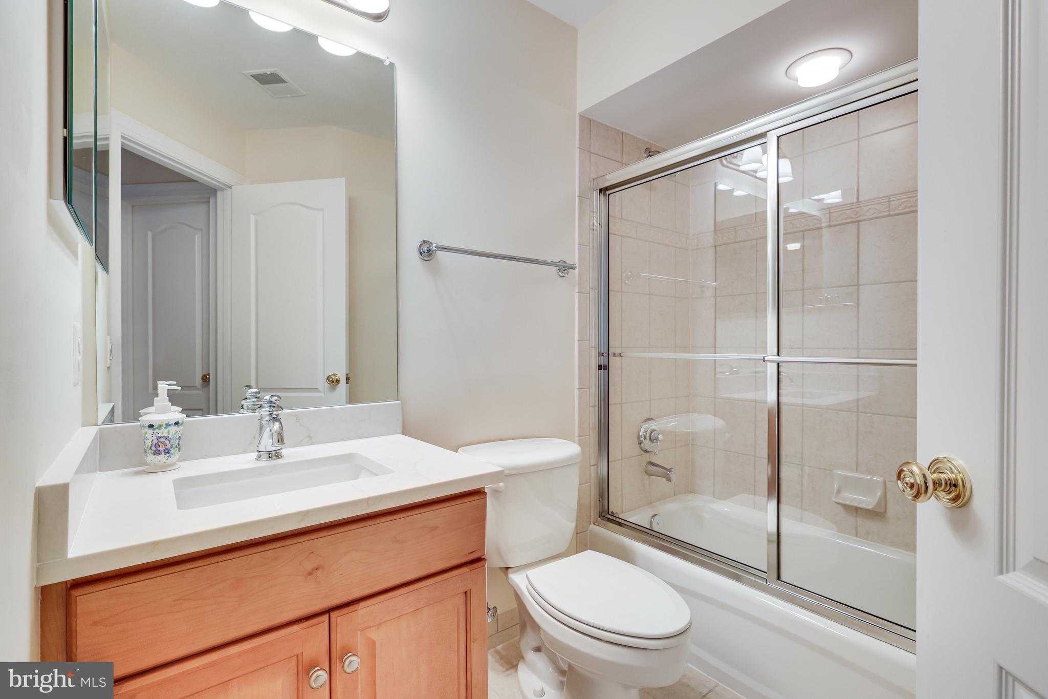 912 CENTRILLION DRIVE