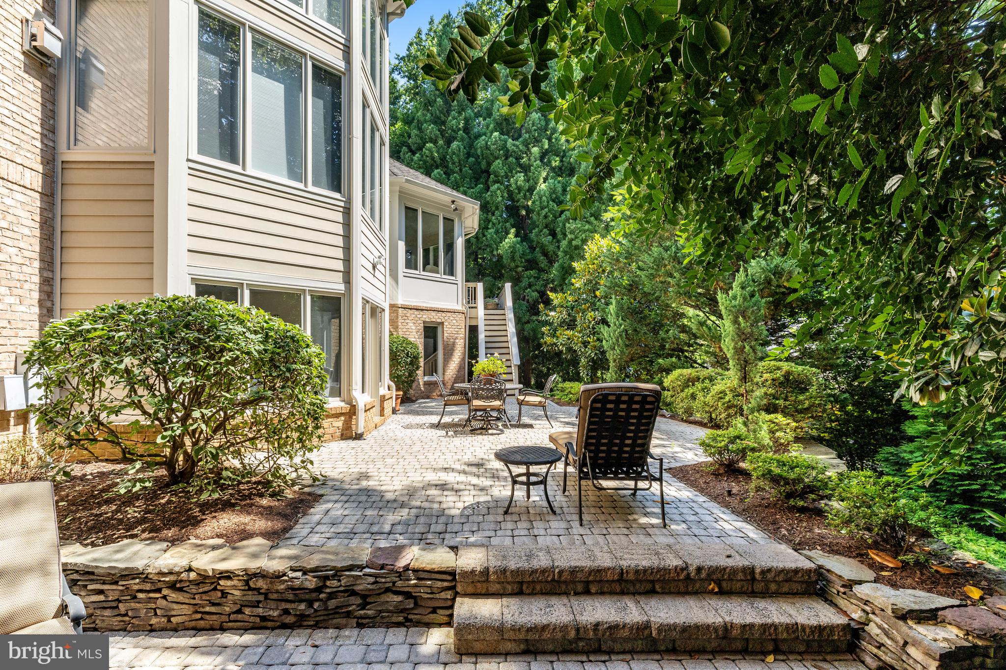 912 CENTRILLION DRIVE