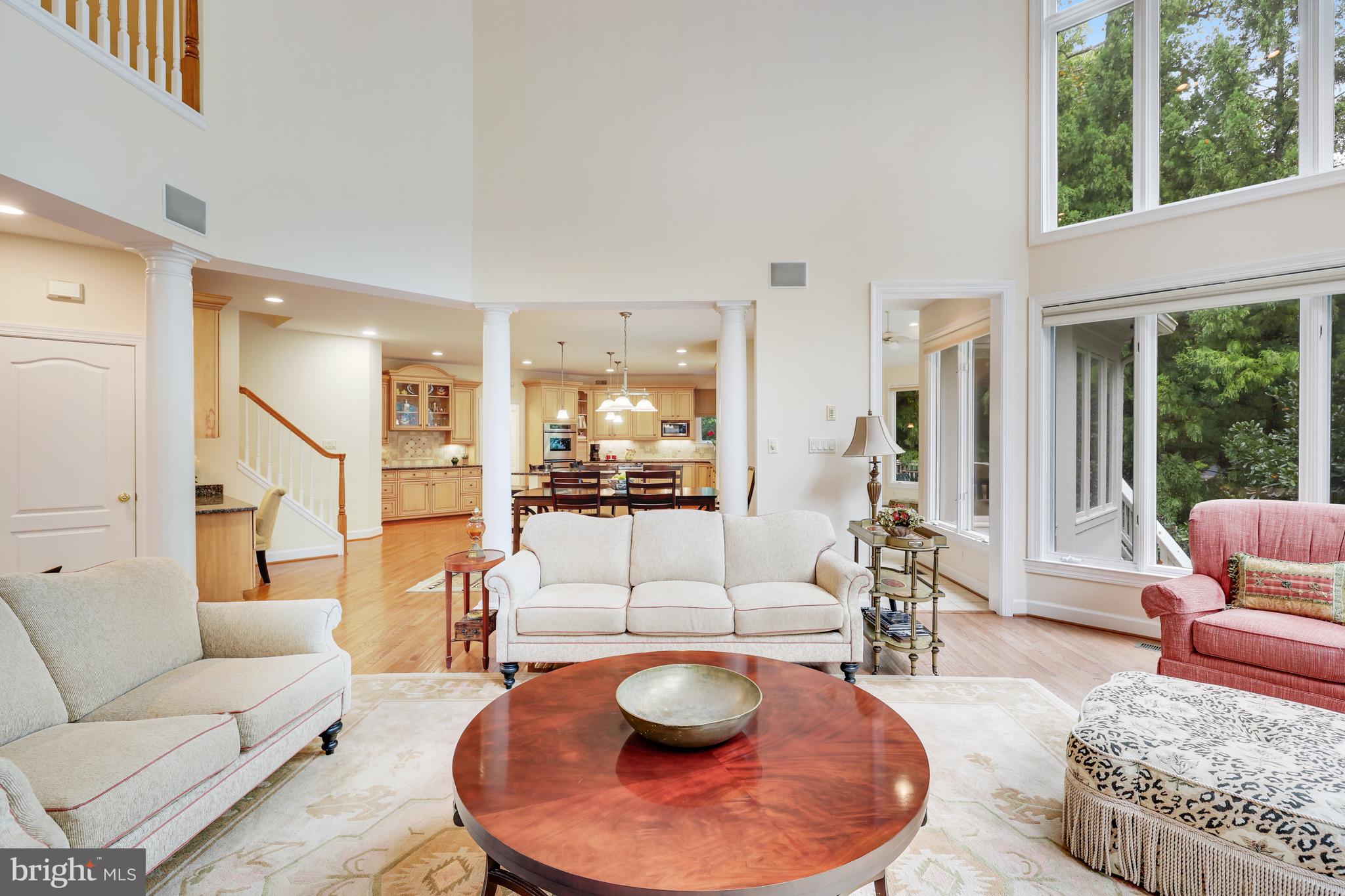 912 CENTRILLION DRIVE