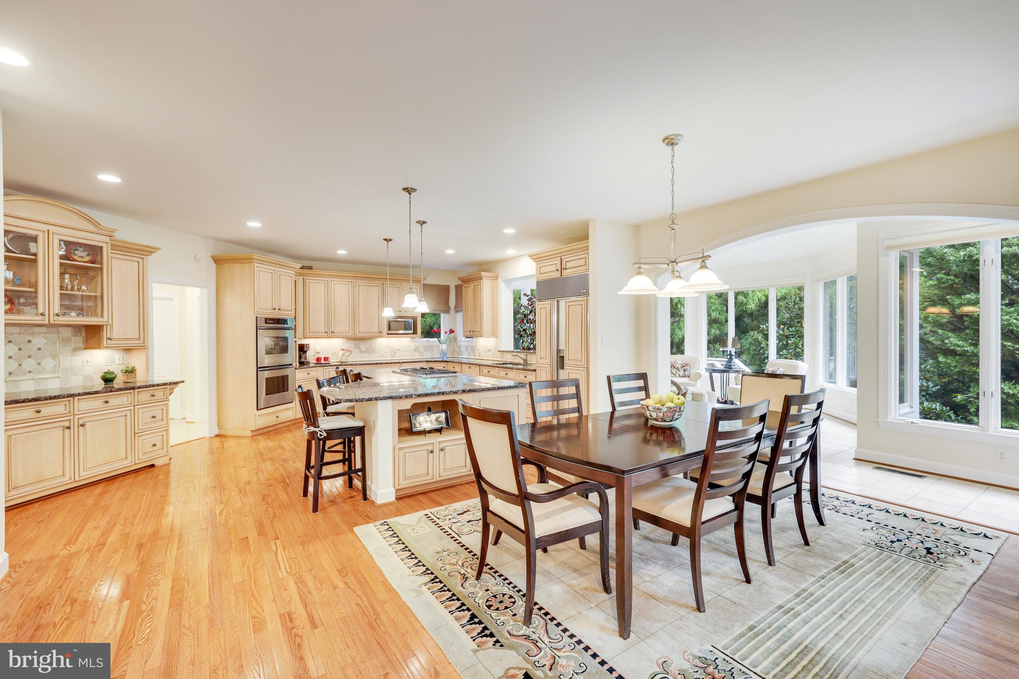 912 CENTRILLION DRIVE