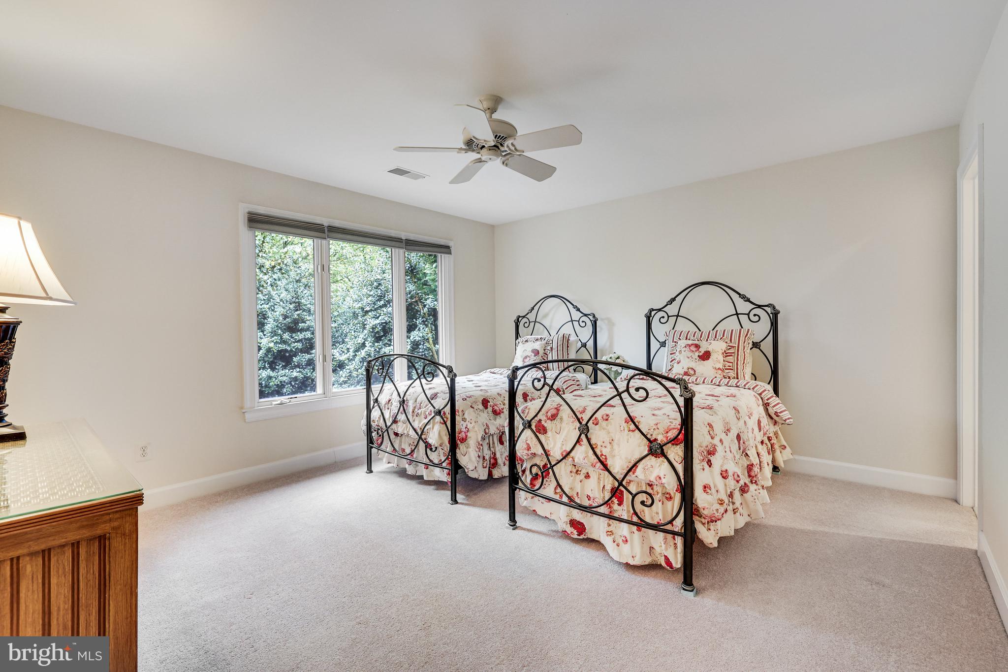 912 CENTRILLION DRIVE