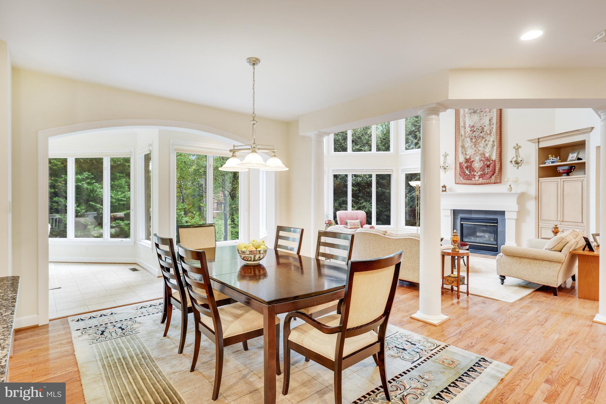 912 CENTRILLION DRIVE