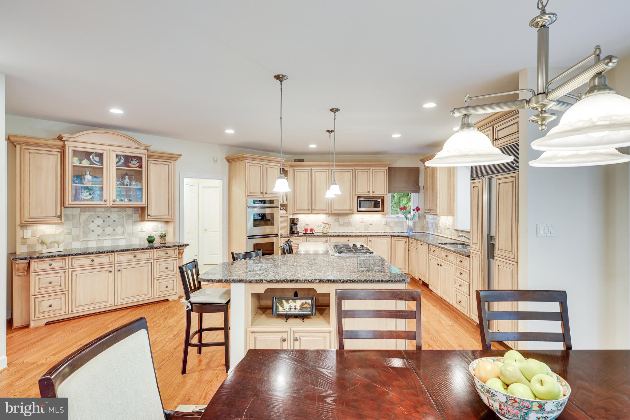 912 CENTRILLION DRIVE