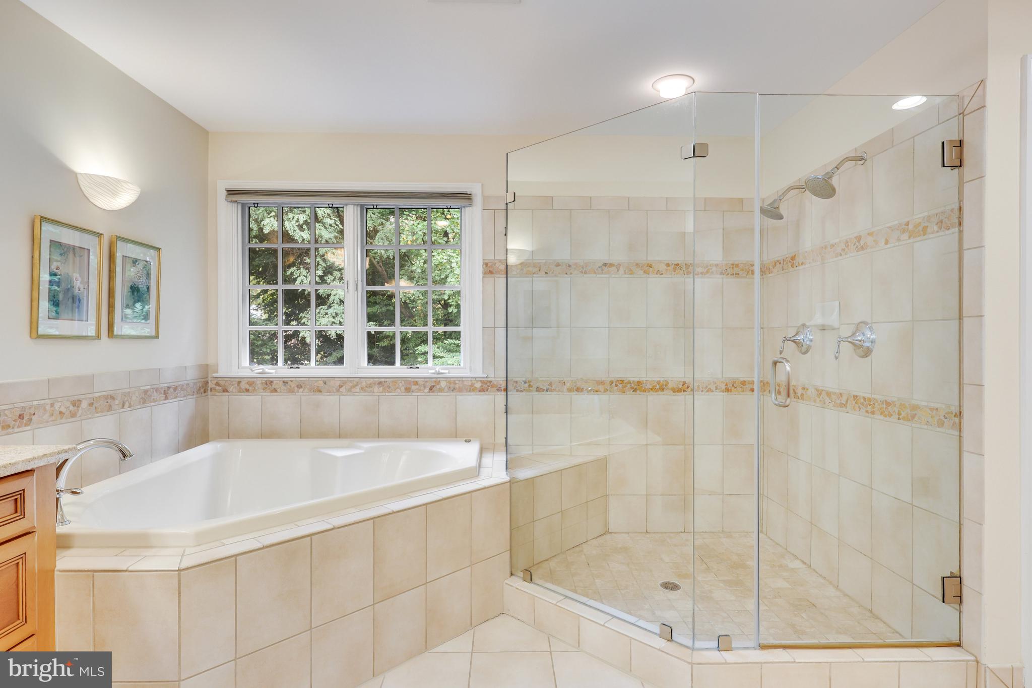 912 CENTRILLION DRIVE