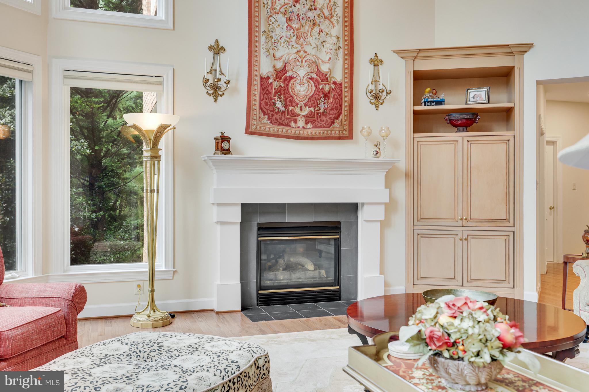 912 CENTRILLION DRIVE