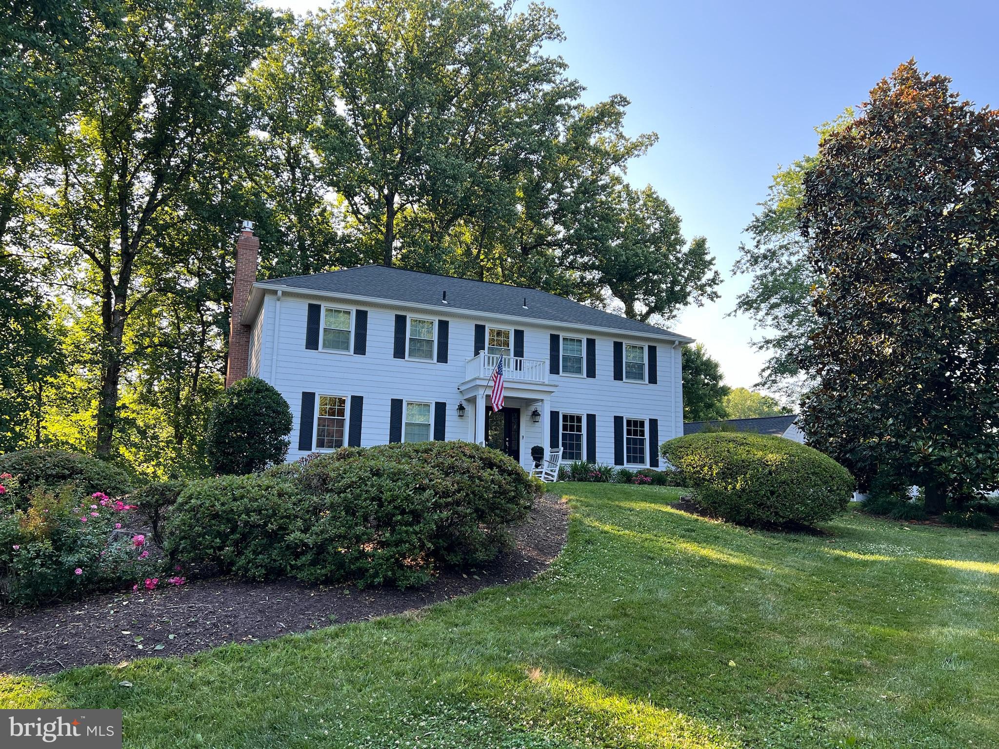 904 GOLDEN ARROW STREET