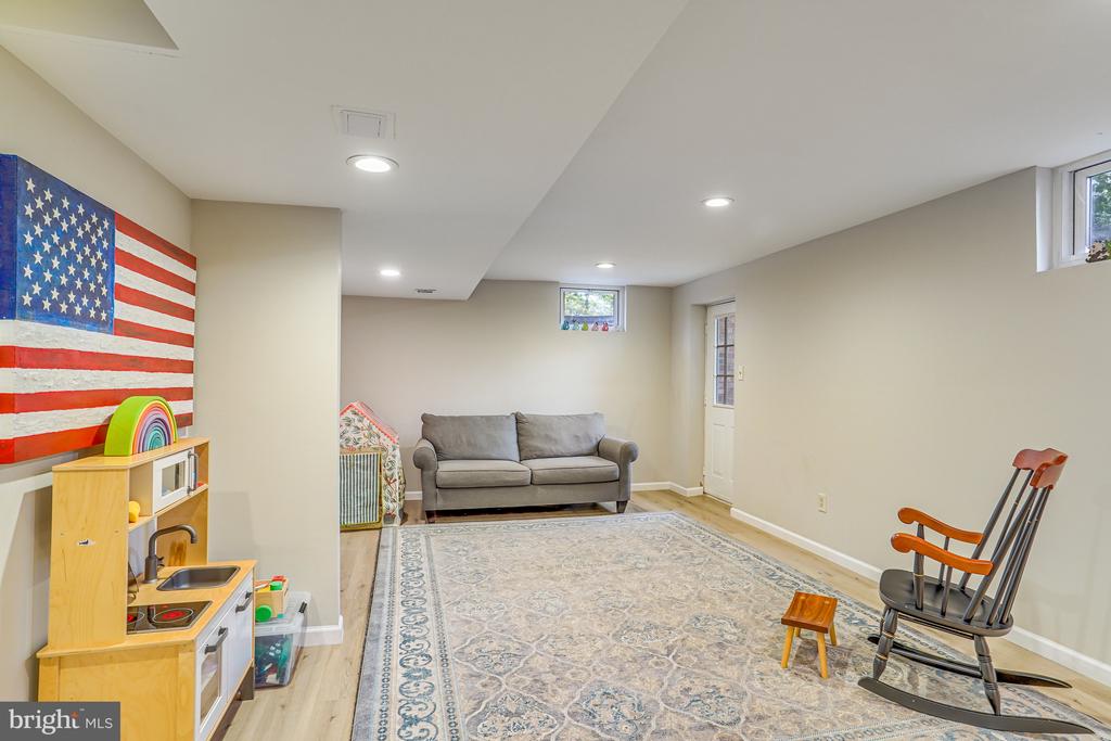 10708 WYNKOOP DRIVE