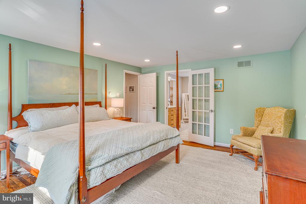 10708 WYNKOOP DRIVE