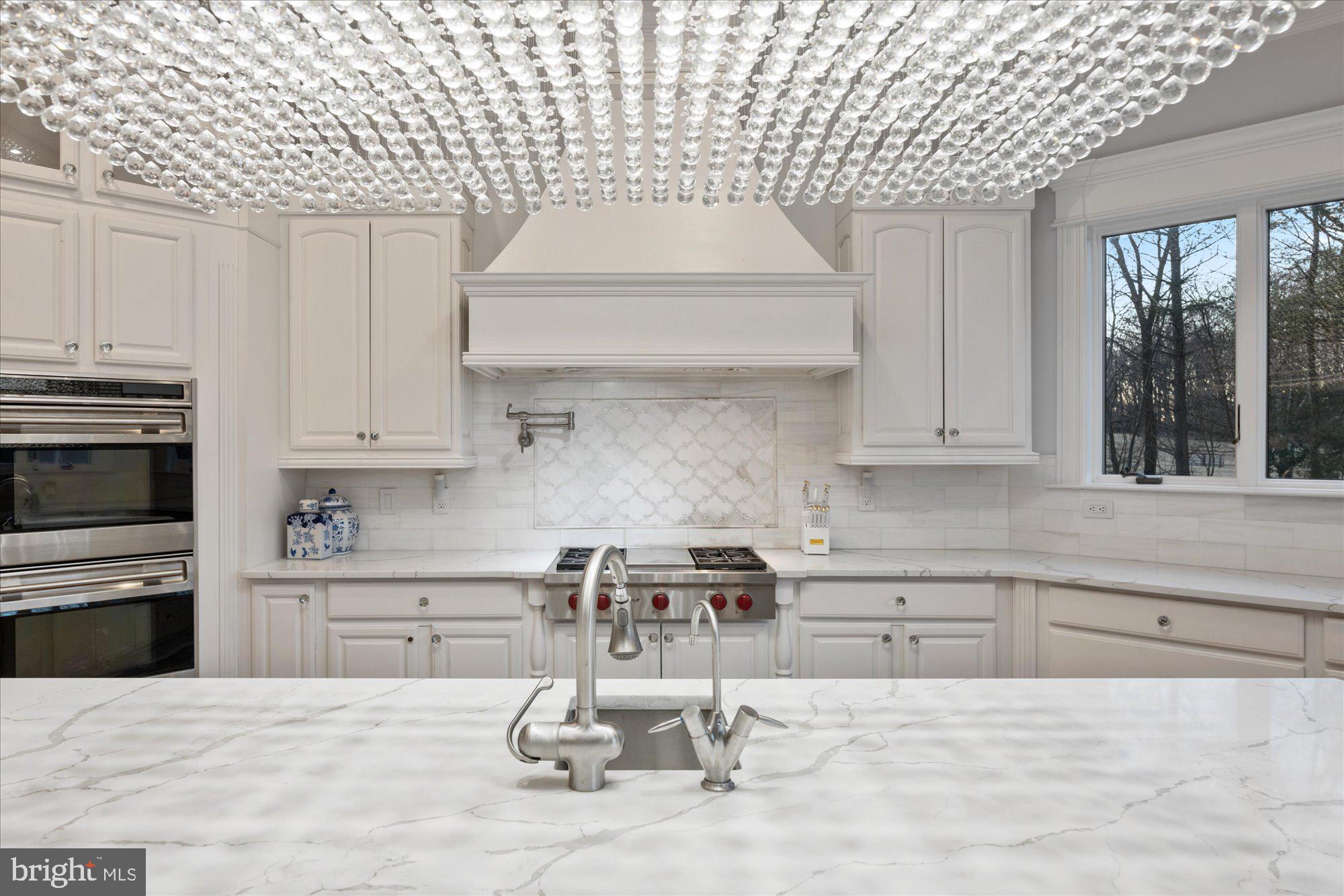 10306 ELIZABETH STREET