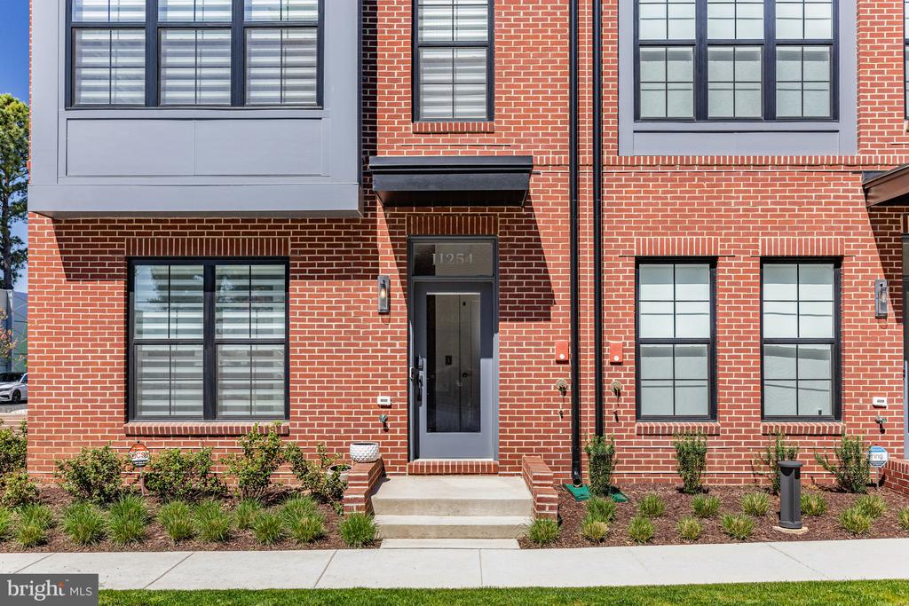 11254 FARADAY PARK DRIVE