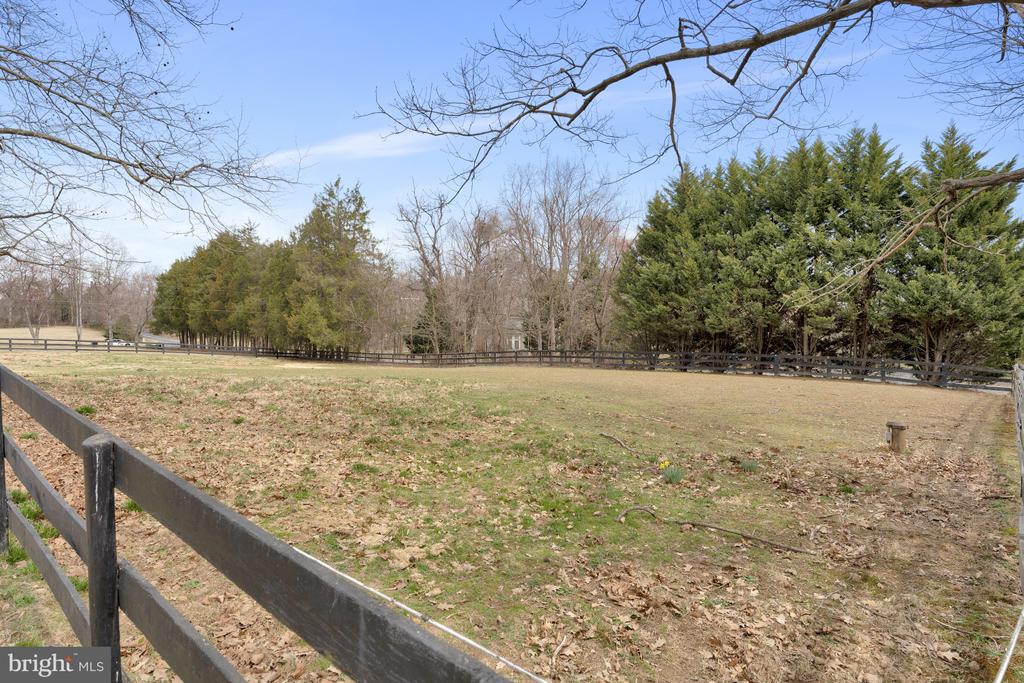 428 WALKER ROAD