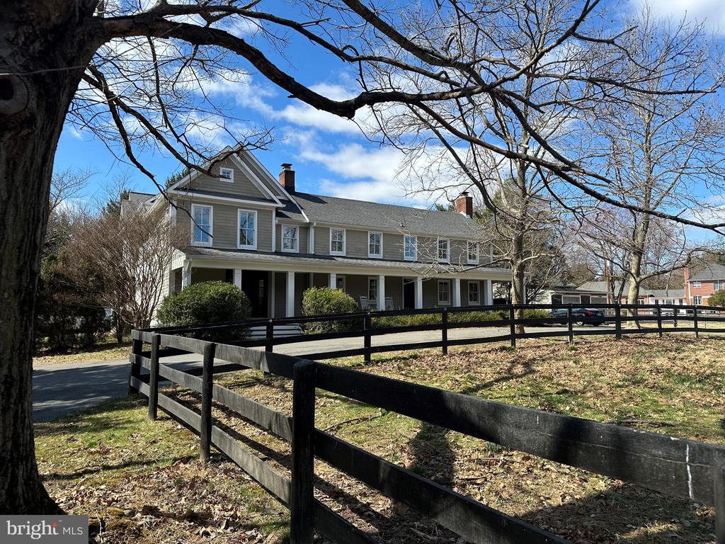 428 WALKER ROAD