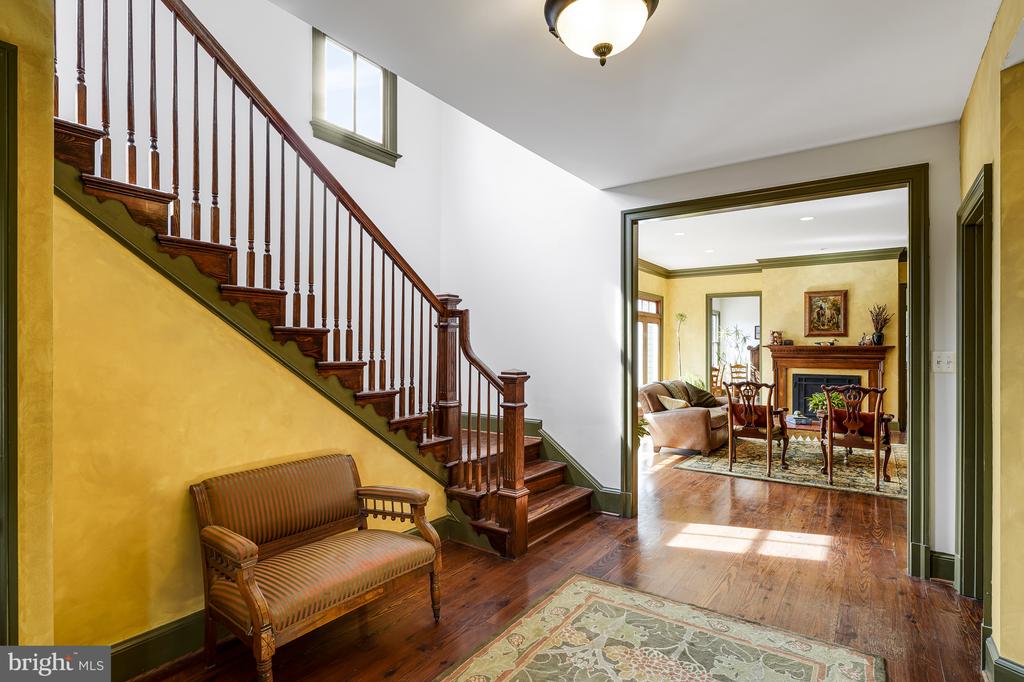 428 WALKER ROAD