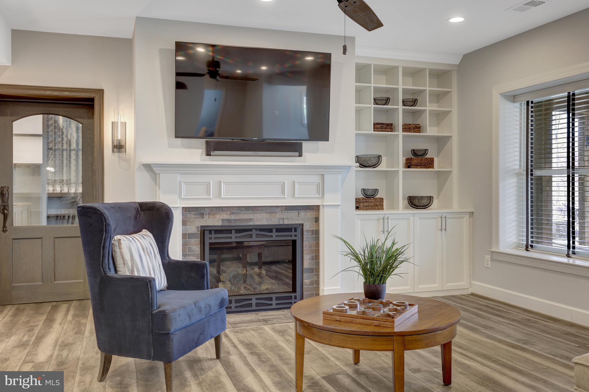 500 SENECA GREEN WAY