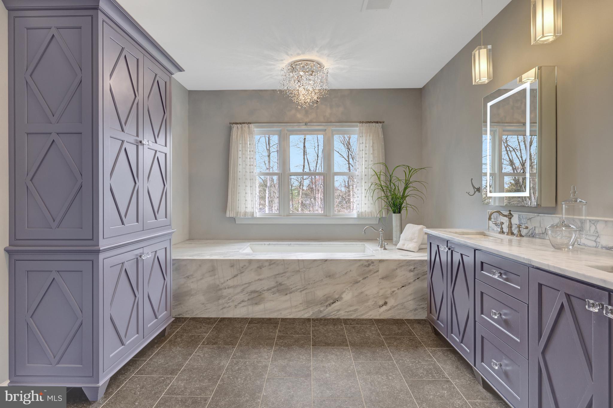 500 SENECA GREEN WAY