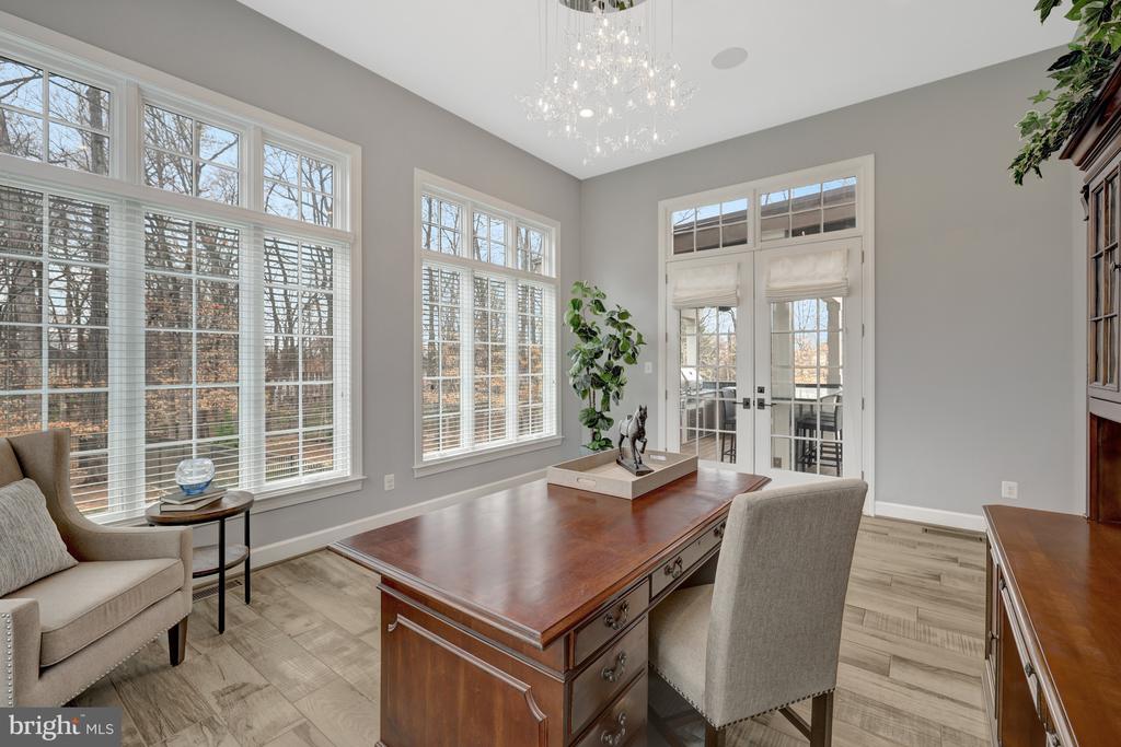 500 SENECA GREEN WAY