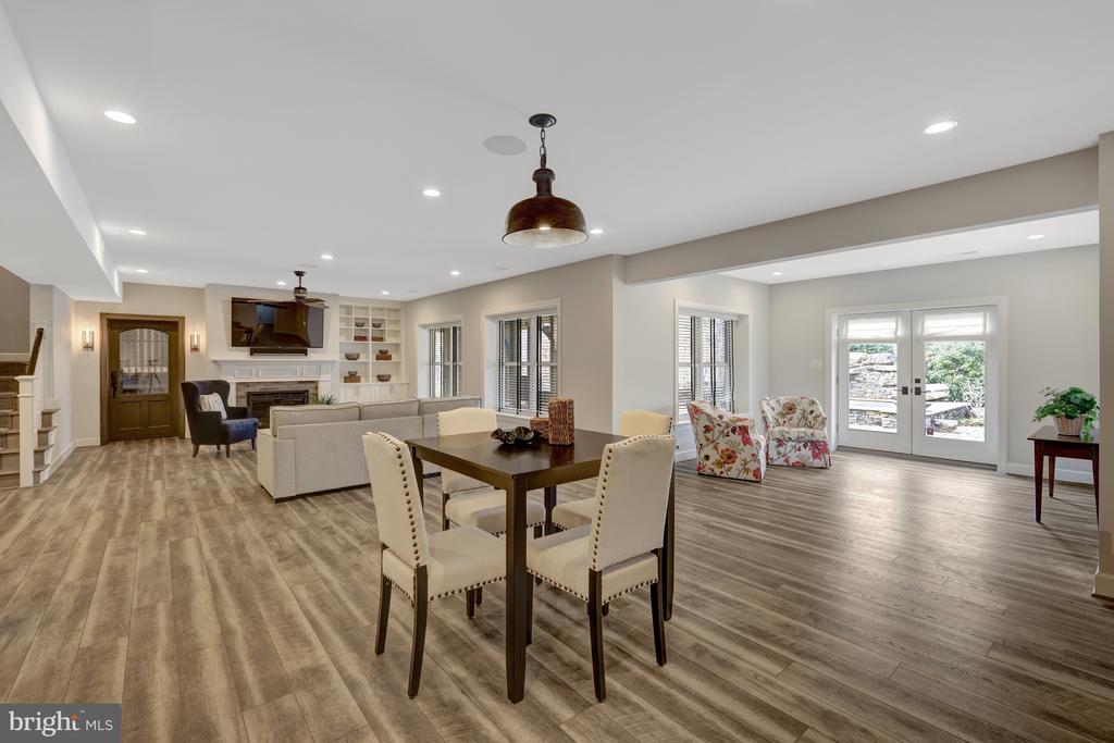 500 SENECA GREEN WAY